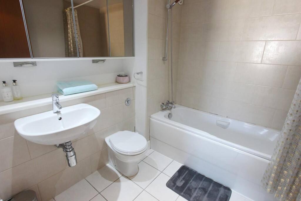 Spacious 2 Bed, 2 Bath Apartment -The Shore, Leith EDI Eksteriør billede