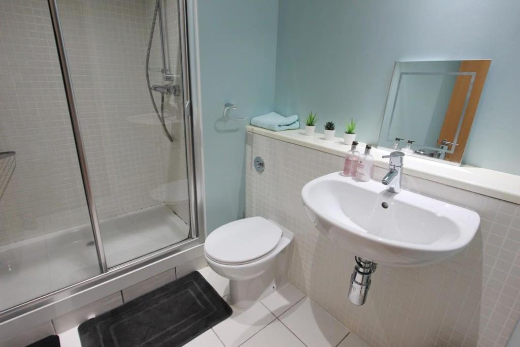 Spacious 2 Bed, 2 Bath Apartment -The Shore, Leith EDI Eksteriør billede