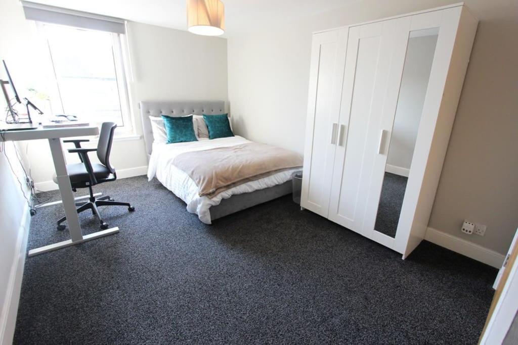 Spacious 2 Bed, 2 Bath Apartment -The Shore, Leith EDI Eksteriør billede